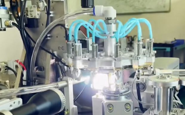 工业装备的革命性突破：气滑环的颠覆性应用(图1)